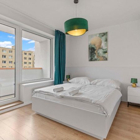 Lam Green - Ac -Balcony Братислава Экстерьер фото