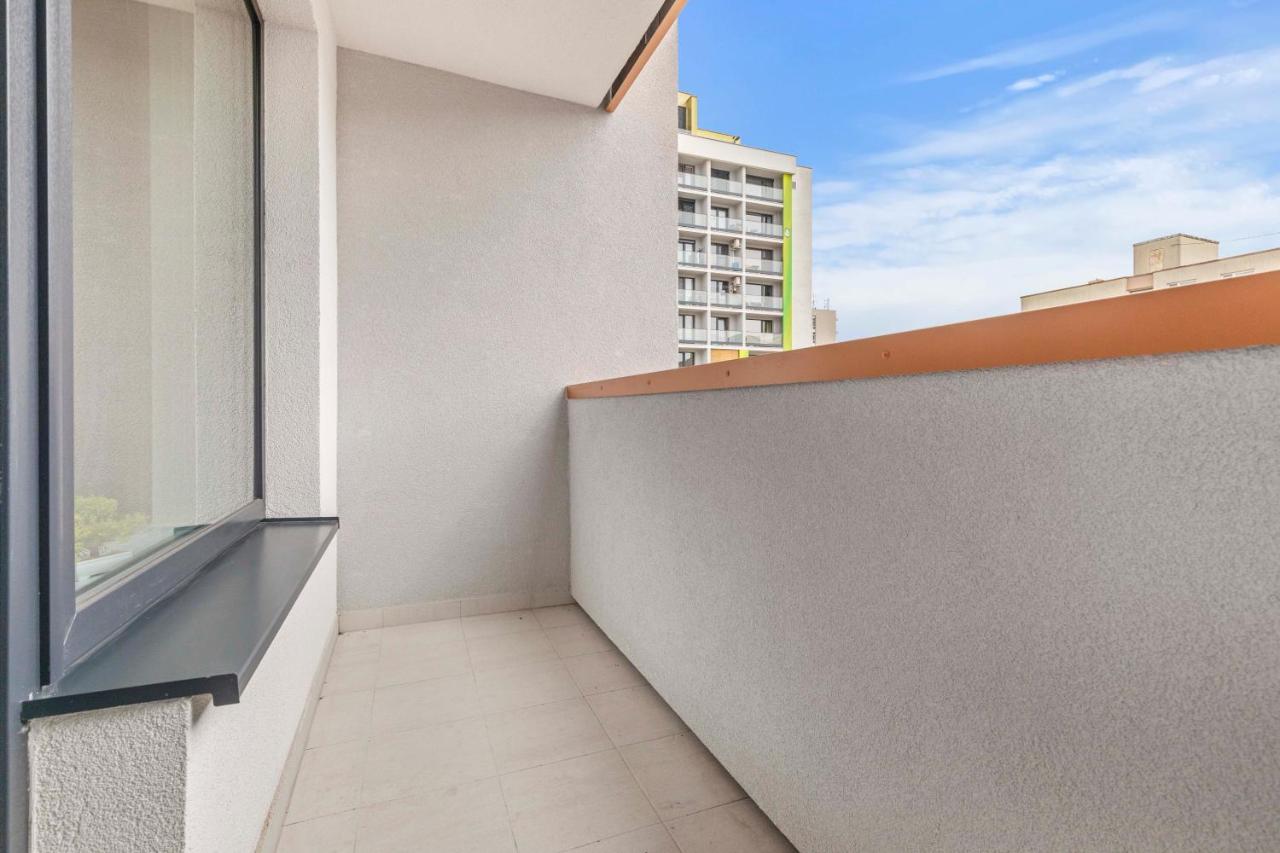 Lam Green - Ac -Balcony Братислава Экстерьер фото